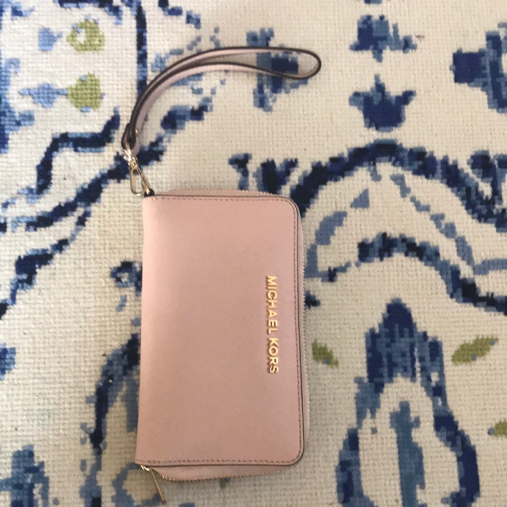 Mk light pink wristlet